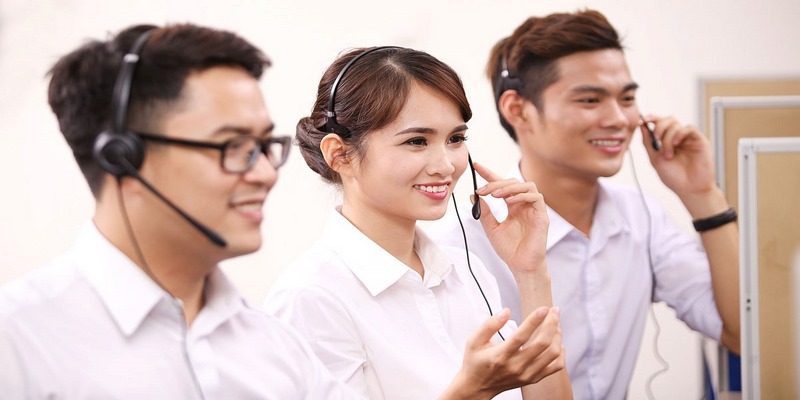 Liên hệ 33WIN qua số hotline cực nhanh chóng