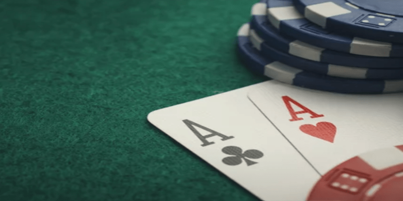 Đảm bảo đã đủ tuổi theo quy định của pháp luật để tham gia xì dách